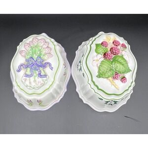 Franklin Mint Le Cordon Blue Ceramic Molds - Asparagus & Berries - Set Of 2